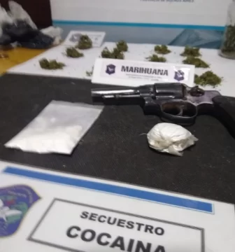 Cumplía arresto domiciliario y lo atraparon vendiendo droga