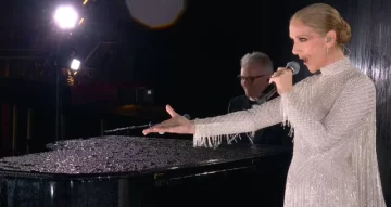 La emocionante aparición de Céline Dion en la Torre Eiffel