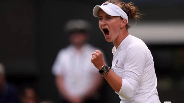 Krejcikova le ganó a Paolini y se quedó con el título en Wimbledon