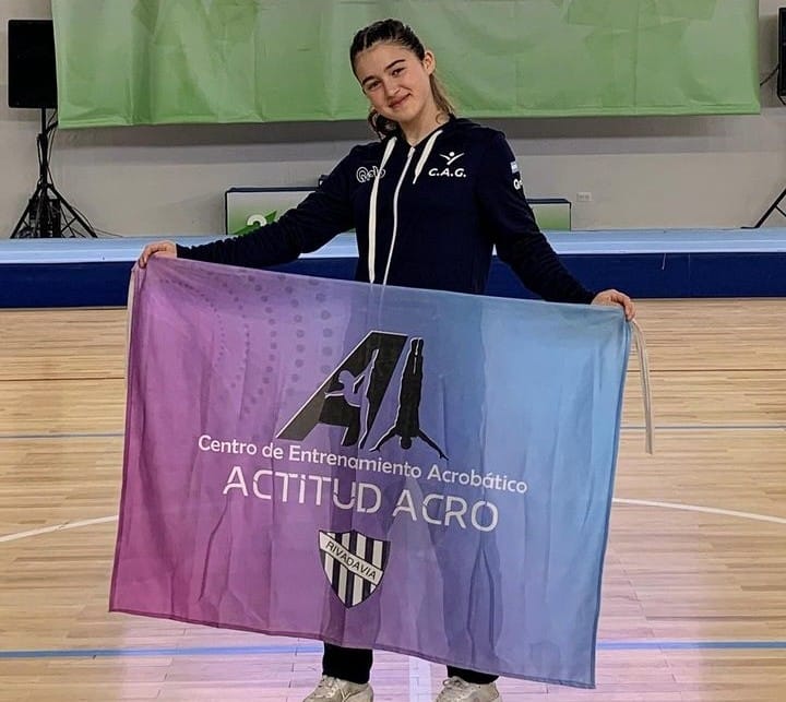 zoe-schutten-ACRO