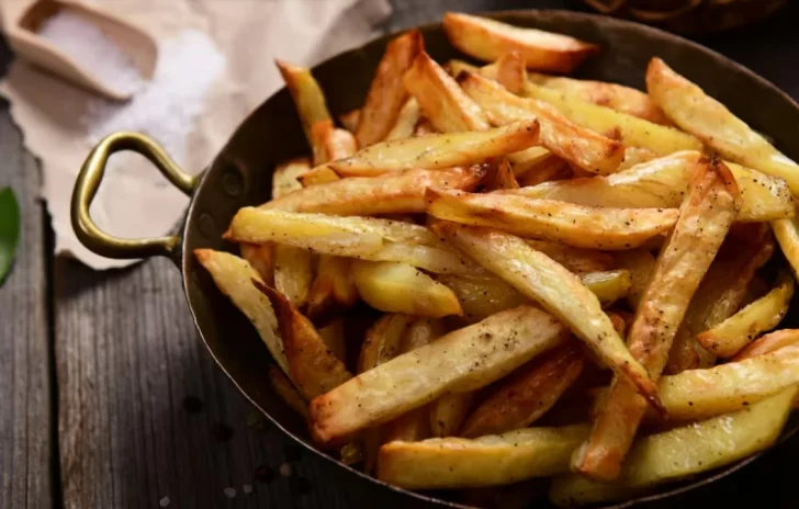 Hoy es el Dia Mundial de la Papa Frita: ocho trucos para que salgan crujientes