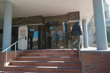 Inconvenientes eléctricos afectan la atención en el Centro Cívico