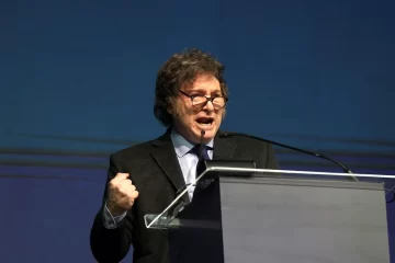 “Sigan trabajando para volver hacer a la Argentina grande de nuevo”
