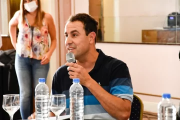 De La Calle habló sobre las tareas que se realizan para reabrir el Centro Cívico
