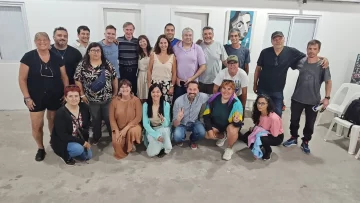 Empieza a moverse la política: Axel Suma