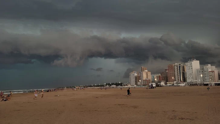 Emiten alerta naranja por tormentas fuertes para este lunes en Necochea y Quequén