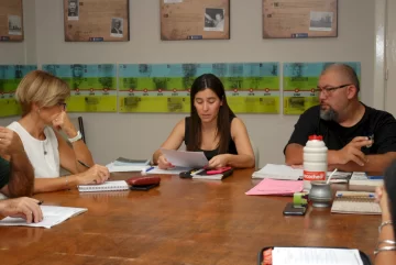 Concejales escucharán a padres por los contenidos de los  libros de ESI