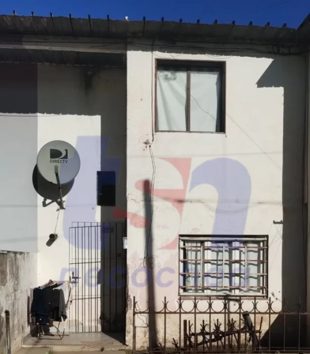 Roban en una vivienda de la calle 104