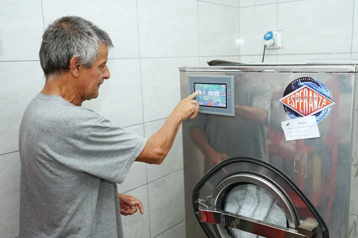 21-03-FOTO-Taller-Senderos-de-Luz-01-728x485