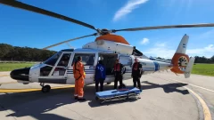 Cinematográfico operativo en el mar: Prefectura aeroevacuó a un tripulante enfermo