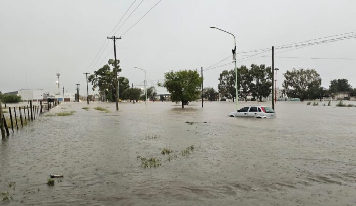 Bahia-Blanca-inundacion-696x402-1