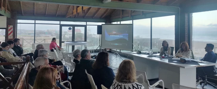 Celebran el Día Mundial de la Poesía