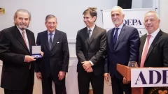 Emotivo reconocimiento al Dr. Juan Carlos Maqueda en la comida de ADEPA