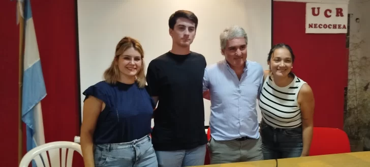 Diez asumió en la UCR con el compromiso de generar una alternativa para el 2027