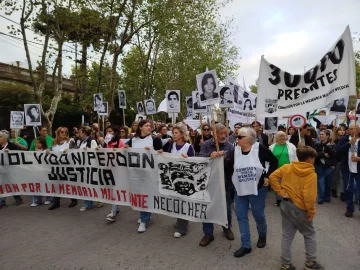Con criticas a Milei y pedidos a la oposición en el Día de la Memoria