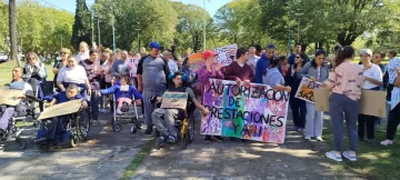 Se manifestaron en defensa de los derechos de las personas con discapacidad