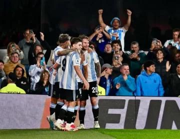 Argentina habla adentro de la cancha: clasificación al Mundial y baile histórico a Brasil