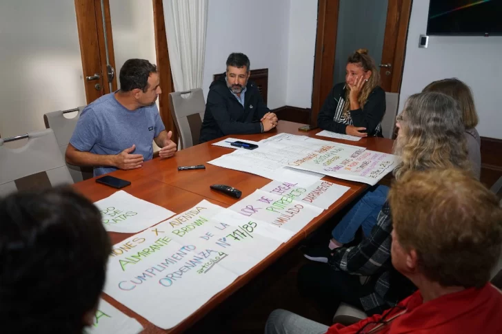 Buscan soluciones por el paso de camiones hacia ACA