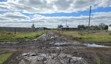 Solicitan que reparen calles de Villa del Deportistas y otros barrios