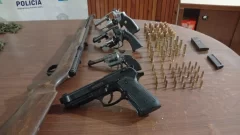 Dictan la detención de cuatro personas por el hombre baleado en la arena