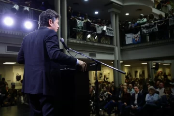 Kicillof presentó programa para prevenir el delito juvenil: estuvo Cáceres