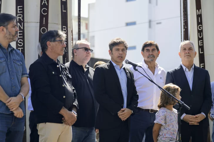 Kicillof encabezó un acto homenaje a excombatientes de Malvinas