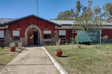Insólito: una médica abandonó la guardia de un hospital y dejó a un carpintero en su lugar