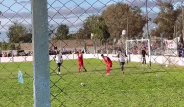 Se completa la 17ma fecha del fútbol local con cuatro partidos