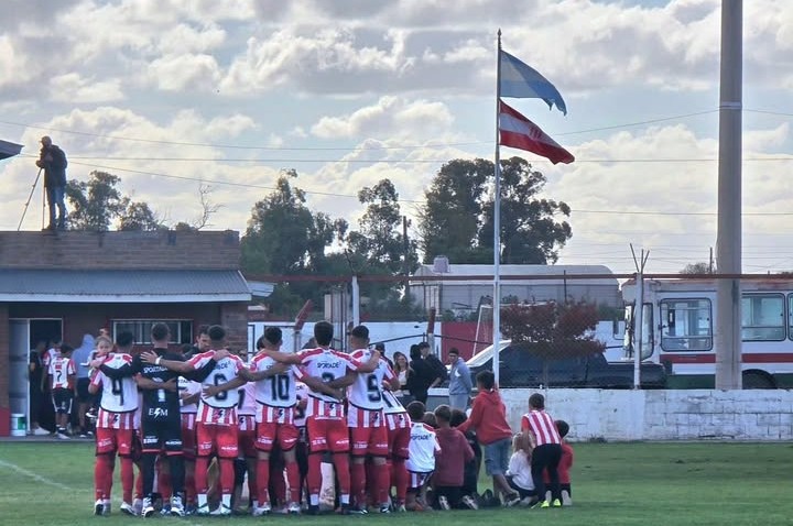 Se completa la fecha 11 con partidos en Necochea, Quequén, Fernández y San Cayetano
