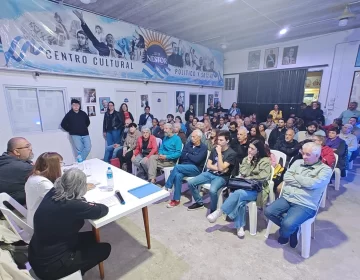 Charla de educación y feria de emprendedores en”lo de Néstor”