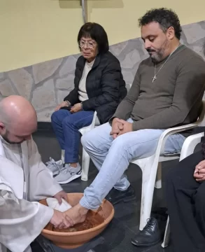 Se realizó la tradicional ceremonia del lavado de pies