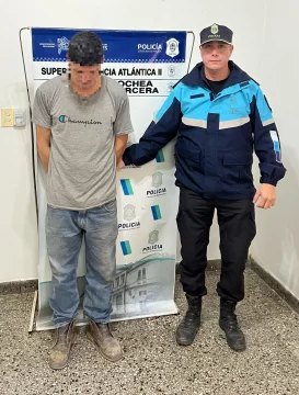Lo divisan en la calle: tenía un pedido de detención por desobediencia