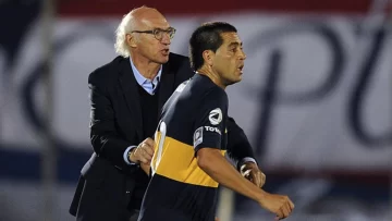 Carlos Bianchi decidió que haría si lo llama Riquelme para ser DT de Boca