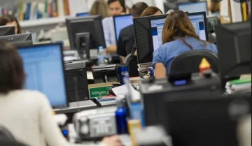 En 14 meses dieron de baja a más de 42 mil empleados públicos