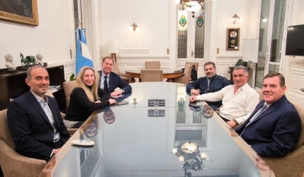 “La reunión de Karina con Montenegro y Santilli ratifica el rumbo de la oposición a Kicillof