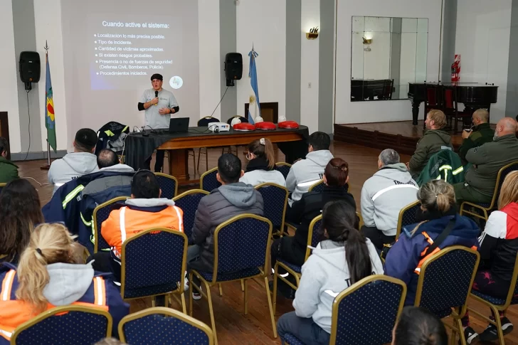 09-06-FOTO-capacitacion-personal3-1-728x485