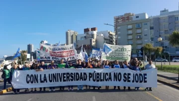 Inició un paro de docentes y no docentes de la UNMdP por 48 horas