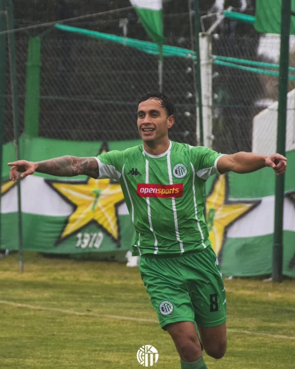 SANTIAGO-VAZQUEZ-KIMBERLEY-GOL-582x728