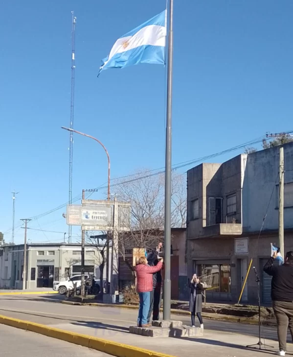 WhatsApp-Image-2025-06-20-at-11.26.57-599x728