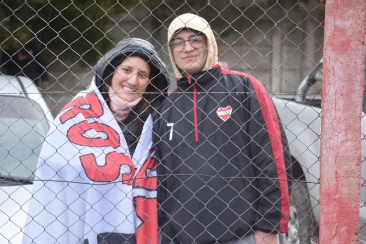 El comunicado de Mataderos a sus hinchas para el clásico: “Sin pirotecnia ni papel picado”