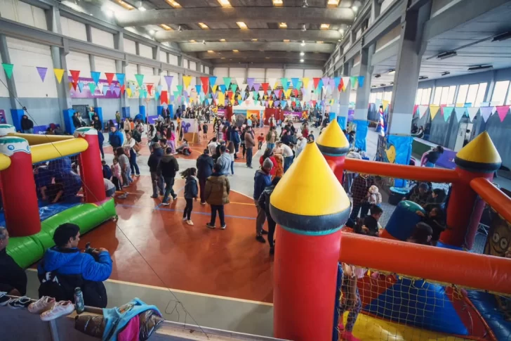 Con mucha presencia familiar se festejó el Día del Niño en el Polideportivo