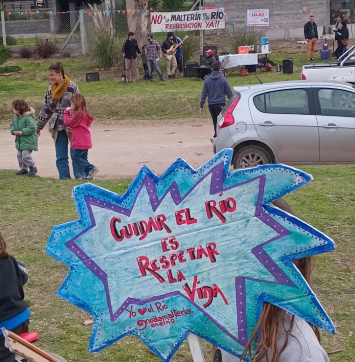 250 personas firmaron para que no se instale la maltera frente al Río