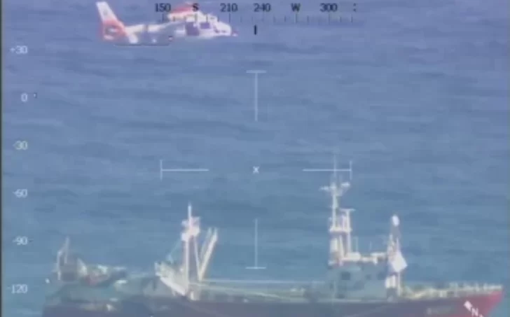 Video: el dramático rescate del tripulante de un barco pesquero que hizo Prefectura
