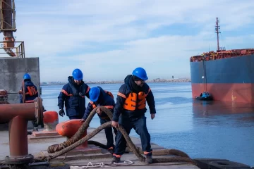 Clarín destaca la eficiencia y competitividad de Puerto Quequén