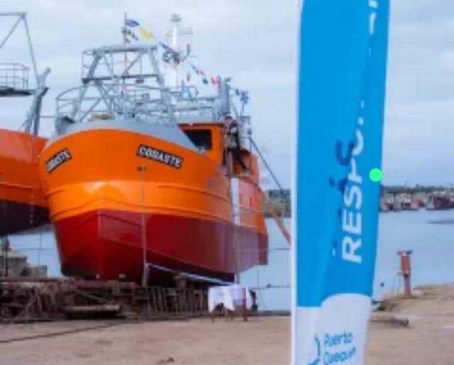 Se realizó la botadura del buque en el Astillero Aloncar