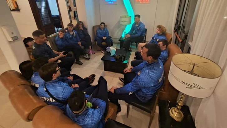 19-09-FOTO-Pre-equipo-natacion2-728x411