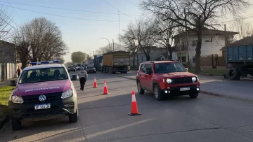 Refuerzan operativos en accesos a rutas y avenidas que conectan con las mismas