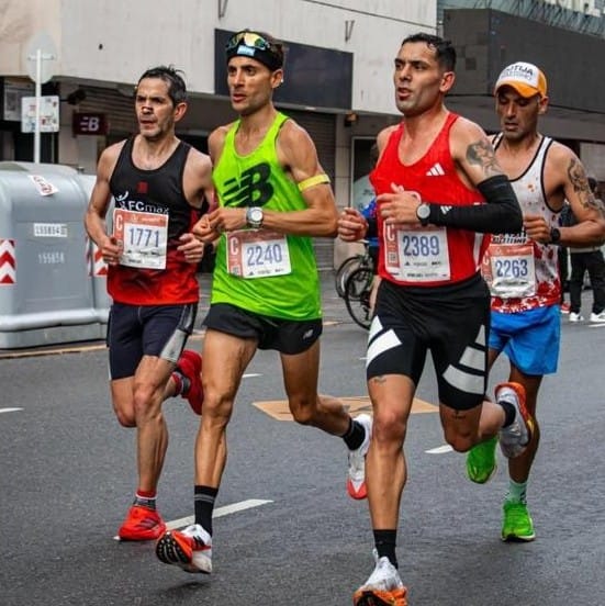 Federico Santibañez se ubicó en el puesto 47 de la Maratón Internacional de Buenos Aires