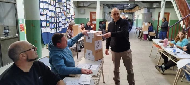 “Emocionado en esta jornada democrática”