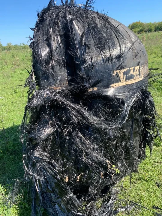 Sorpresivo hallazgo en un campo: encontraron un objeto sospechoso e investigan su origen